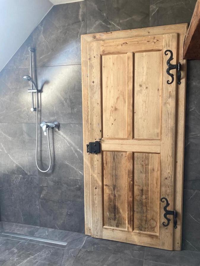 Altbau Zimmer In Anif Dış mekan fotoğraf